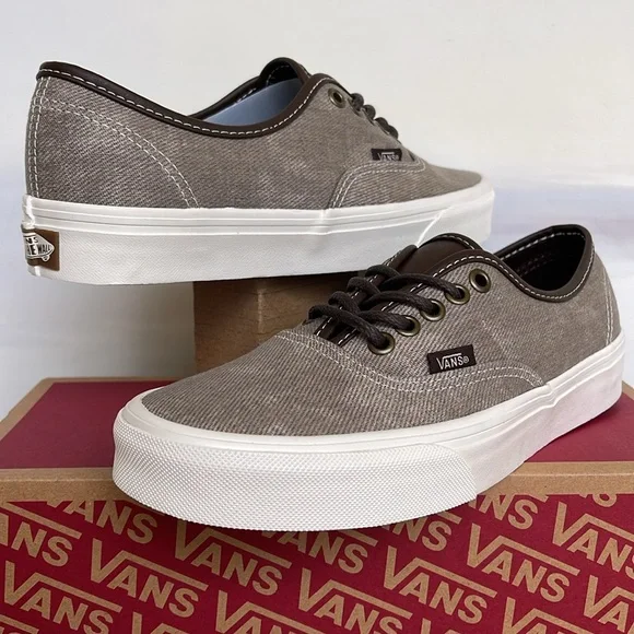 Vans Men’s Authentic
C&L Gray
VN0009PVBXC
Sneakers - Picture 7 of 16